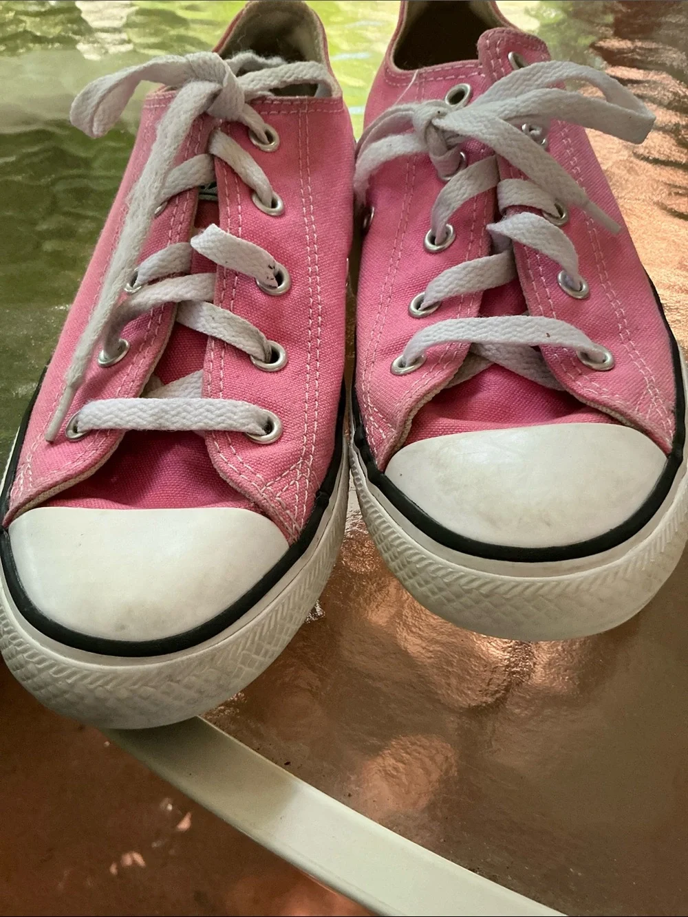 Converse Chuck Taylor All-Star Pink Low Top Canvas Sneakers Girls Youth Size 3